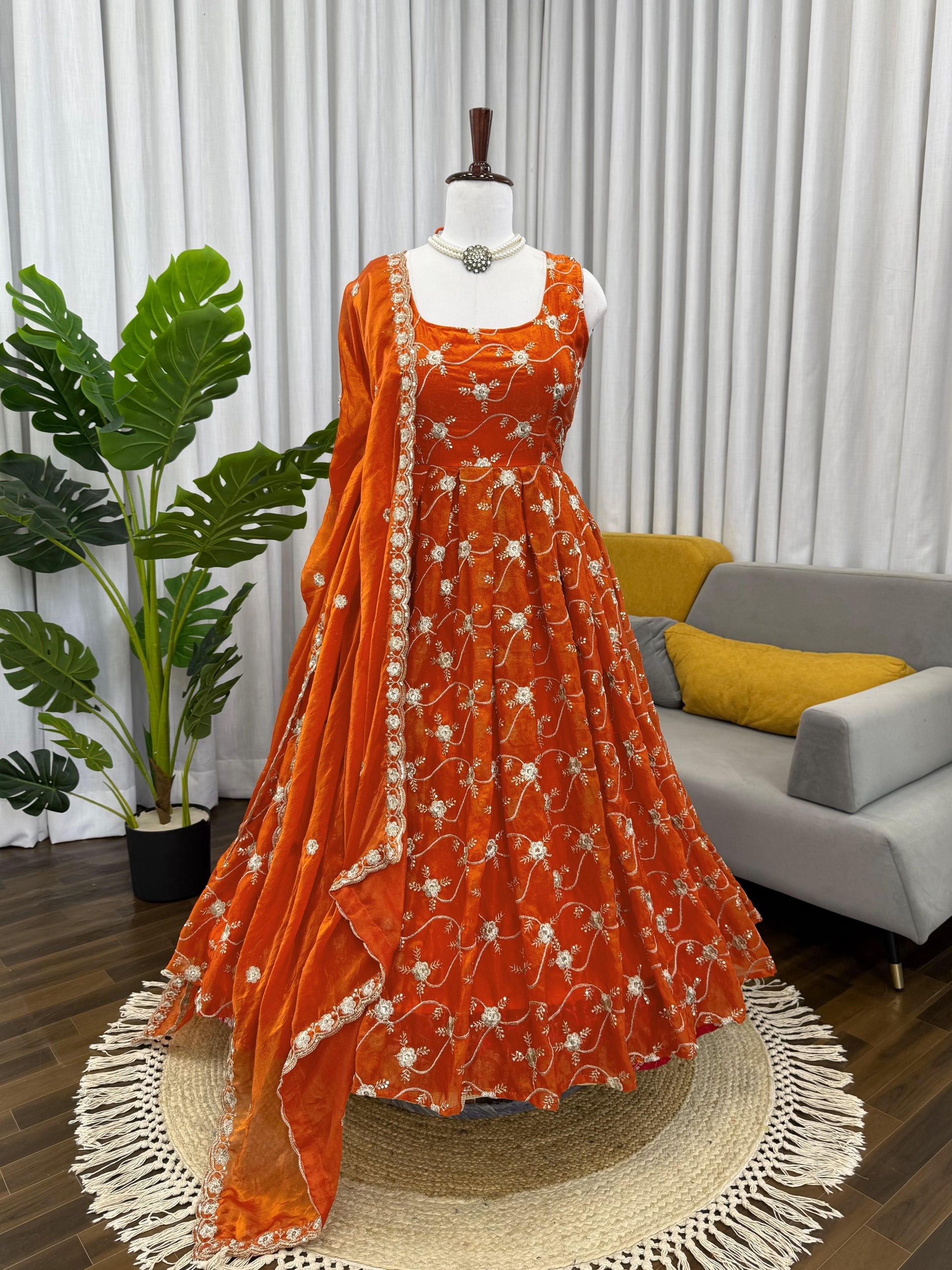 Designer Anarkali Set – Elegant Ethnic Wear