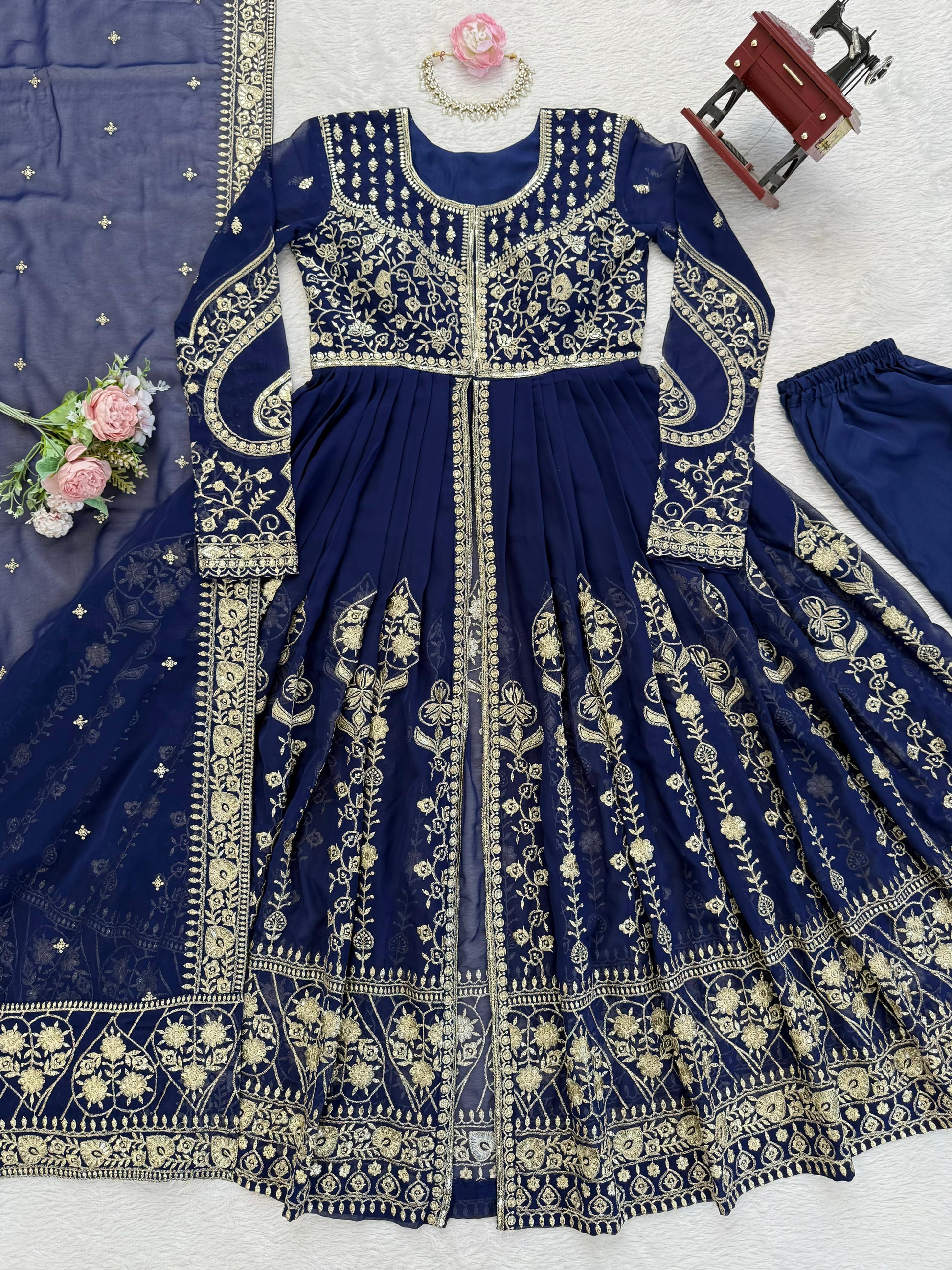 Designer Anarkali Set – Elegant Ethnic Wear ✨