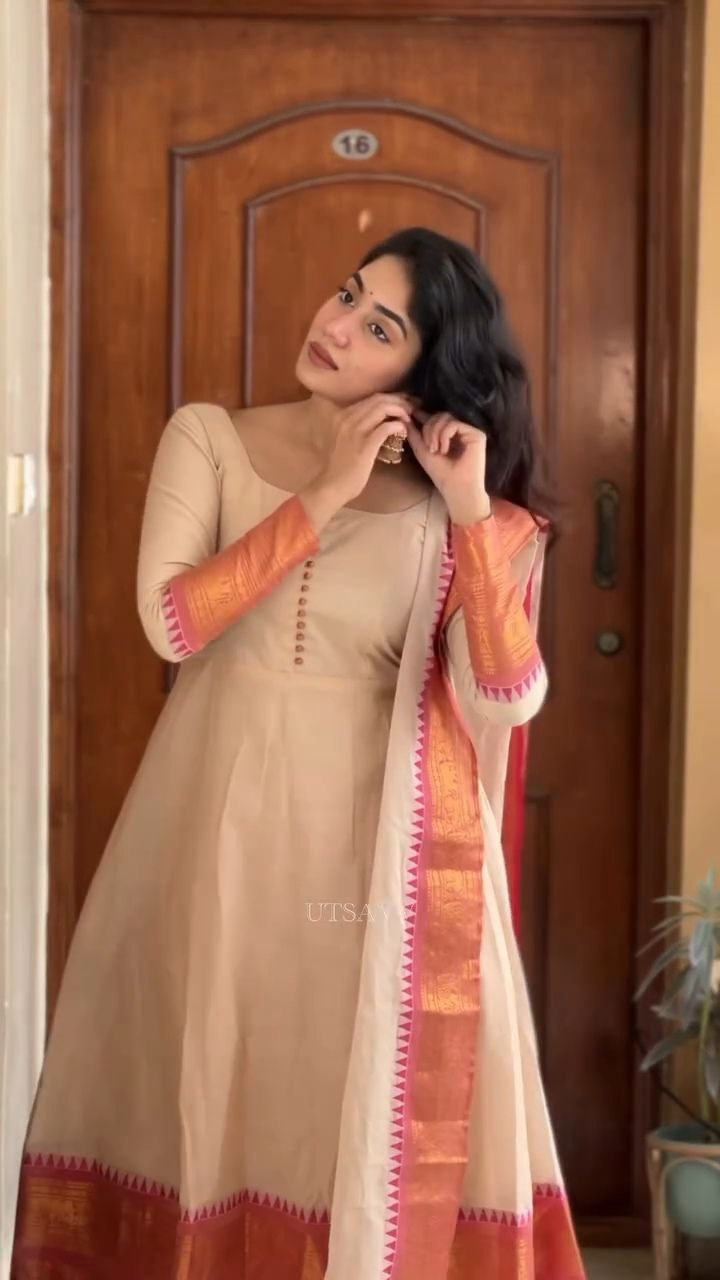 NEW HEAVY DESIGNER GOWN 2 Set