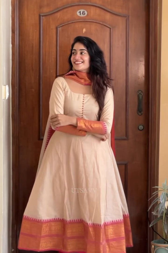 NEW HEAVY DESIGNER GOWN 2 Set