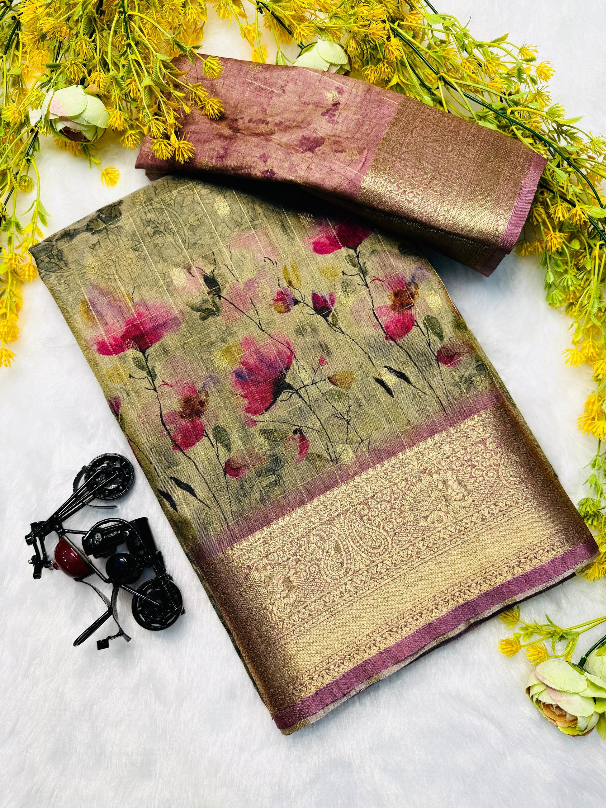 HAVY JEQURD VIWING RICH PALLU DIGITAL SAREE