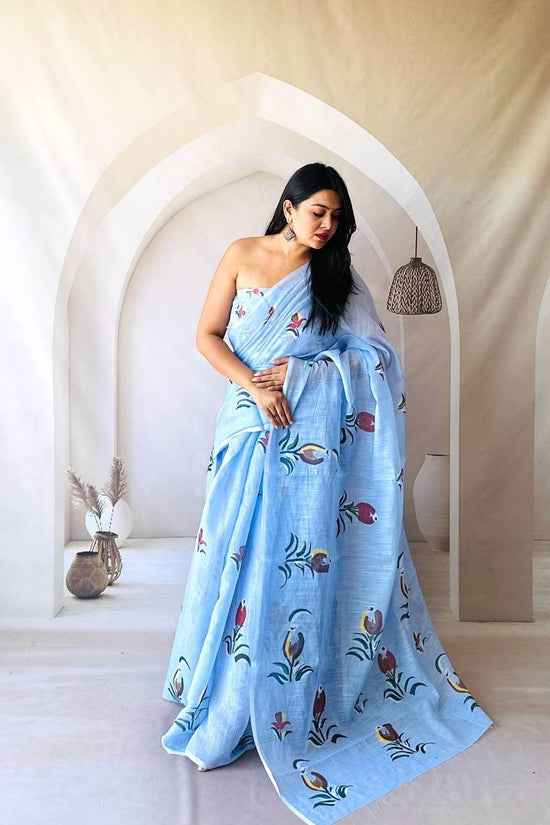 unique, stylish and chic Linen sarees.