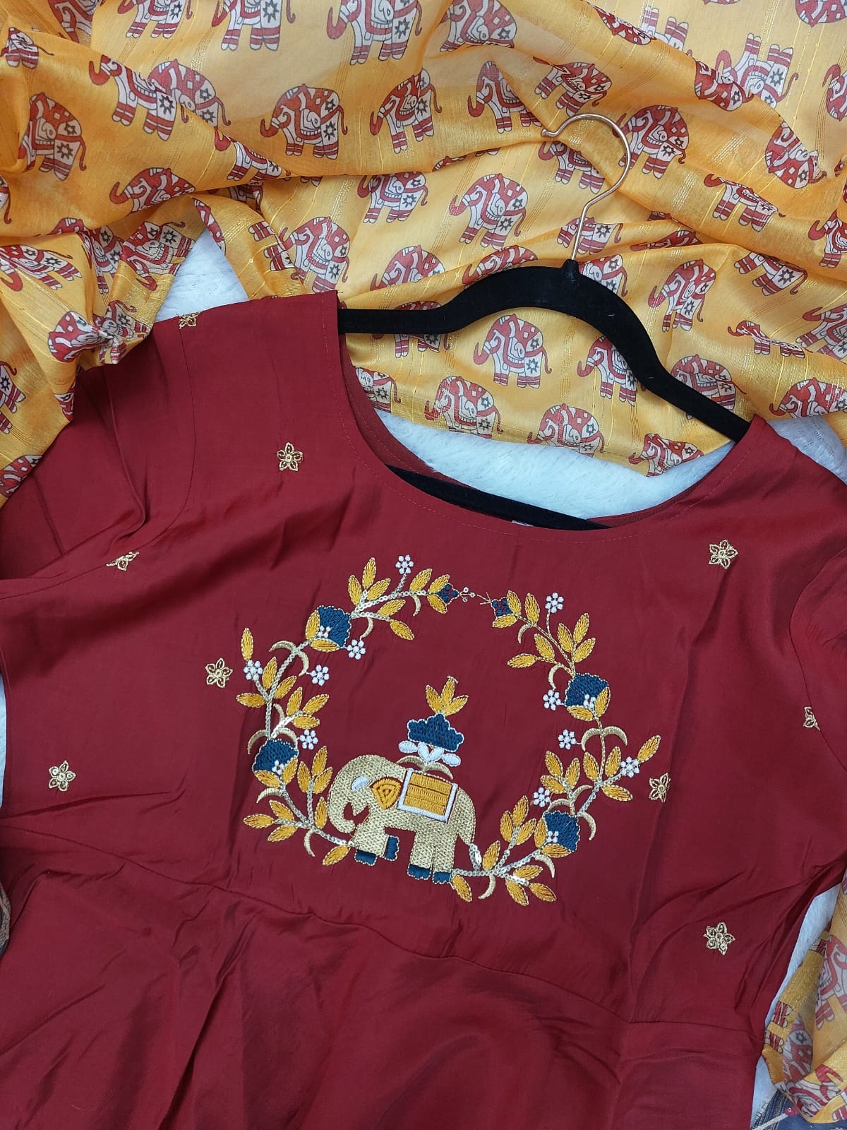 HEAVY FULLY STITCHIED SUIT SET FOR WOMEN