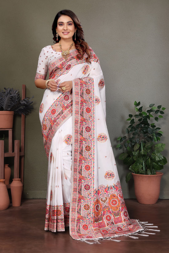 Elegant White Soft Silk Saree Traditional Print & Rich Pallu With Blouse