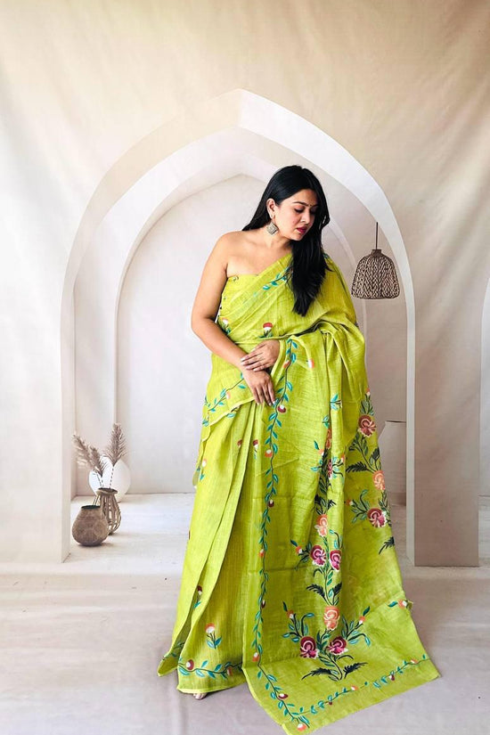 unique, stylish and chic Linen sarees.