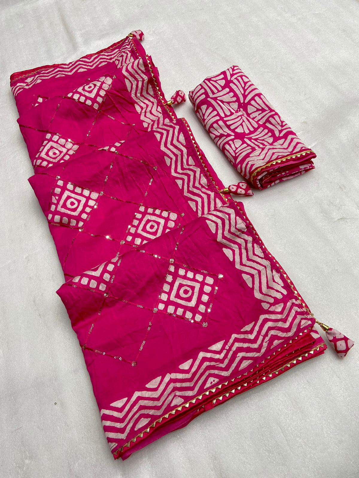 batik print seqance Rich Look Saree