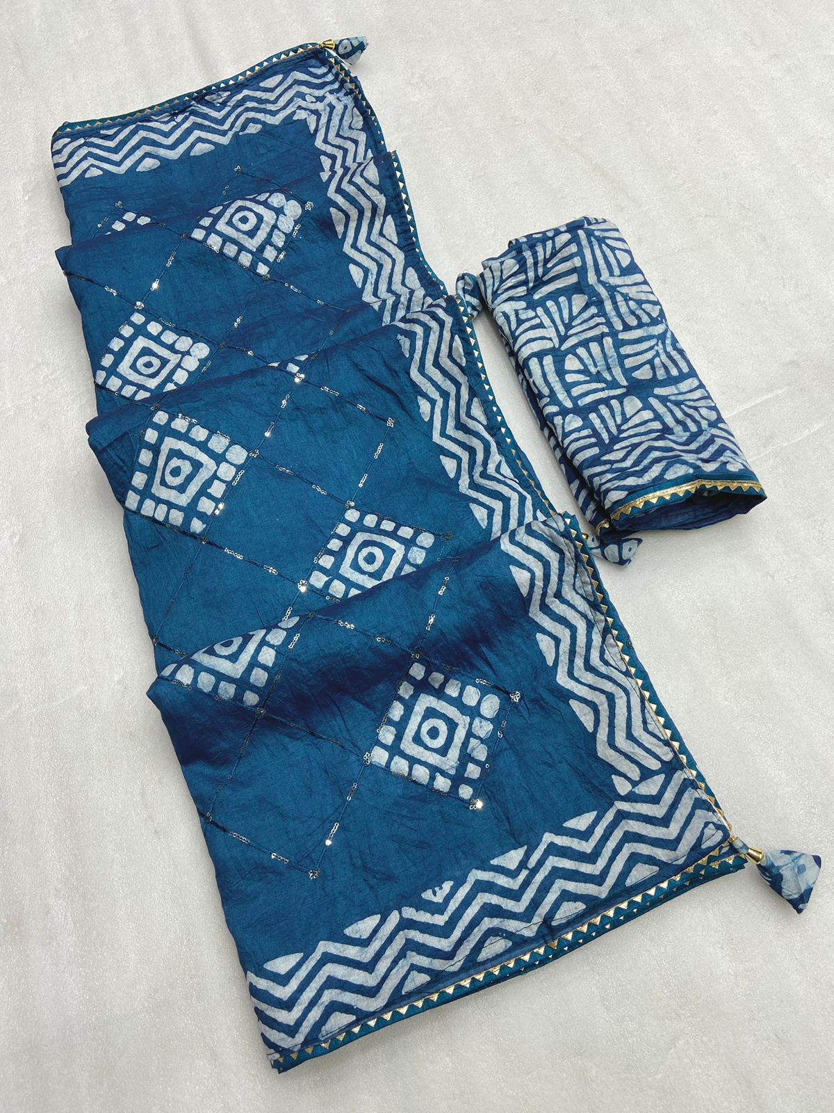 batik print seqance Rich Look Saree