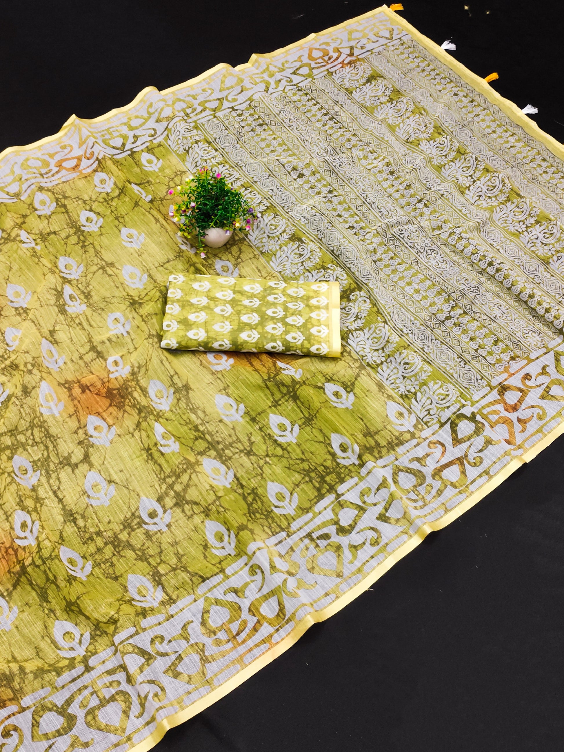SOFT LINEN COTTON PREMIUM SAREE