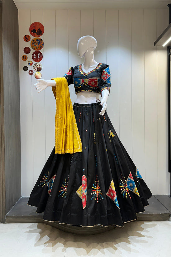 NAVRATRI  SPECIAL LEHENGA CHOLI  BEST QUALITY