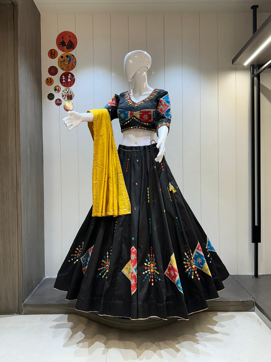 NAVRATRI  SPECIAL LEHENGA CHOLI  BEST QUALITY