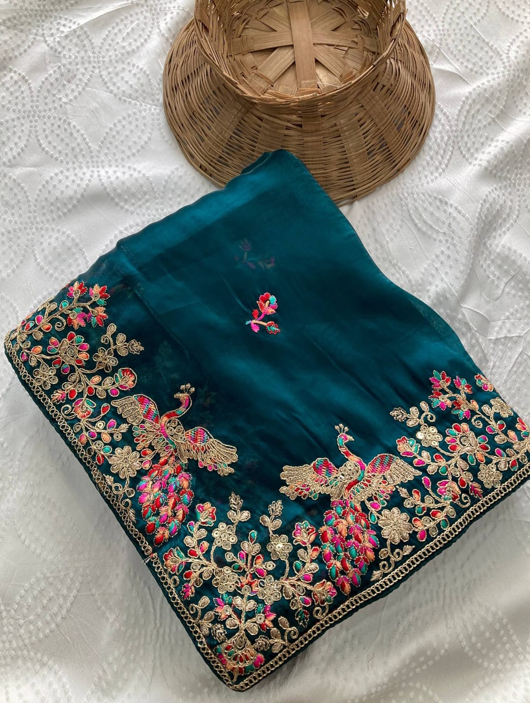 womens  party wear weeding wear rich look saree