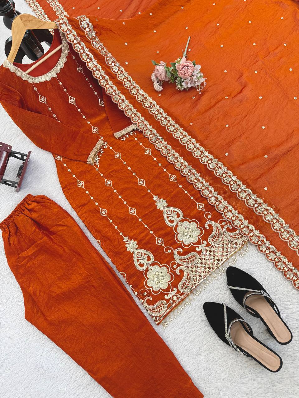 exclusive 3-piece set – crafted for comfort, stitched with grace Full kurta Set