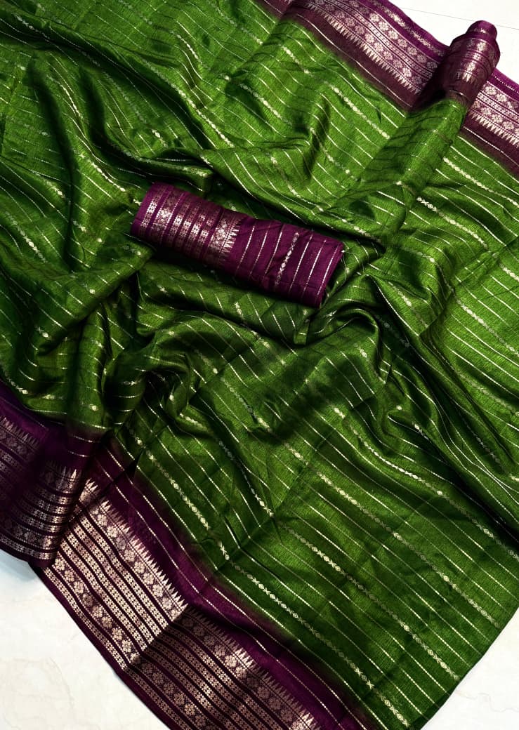 Elegant Green and Maroon Handloom Type  Saree with Intricate Elephant and Floral Border Design